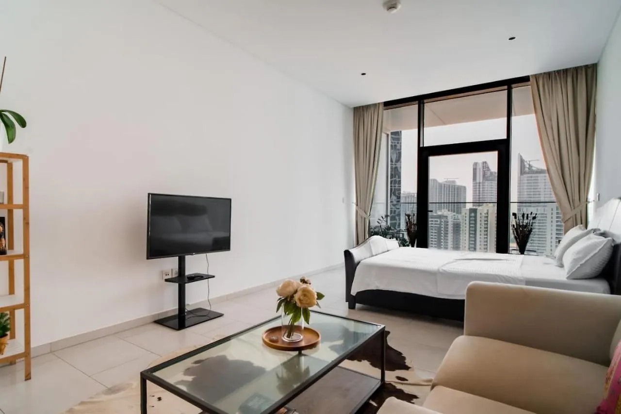 Hze13 Executive Studio In Downtown 2 Beds Apartment Dubai